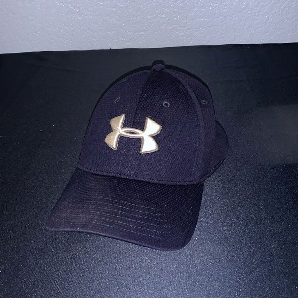 Under Armour Men’s Ball Cap Size M/L Navy Blue